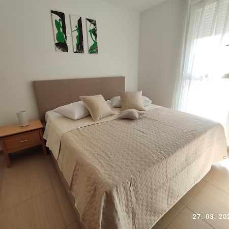 Apartman Antonela With Free Garage Parking Apartman Split Kültér fotó