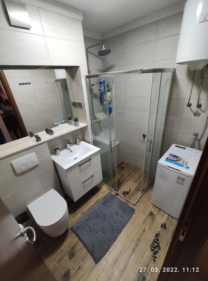 Apartman Antonela With Free Garage Parking Apartman Split Kültér fotó