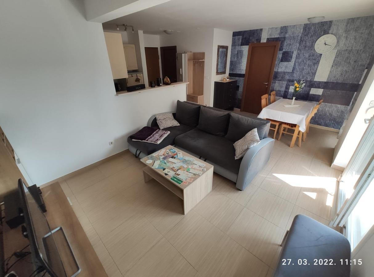 Apartman Antonela With Free Garage Parking Apartman Split Kültér fotó